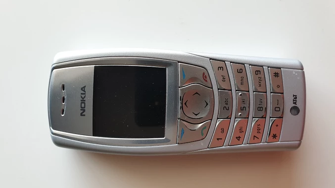 NOKIA » Nokia 6560 - 2003